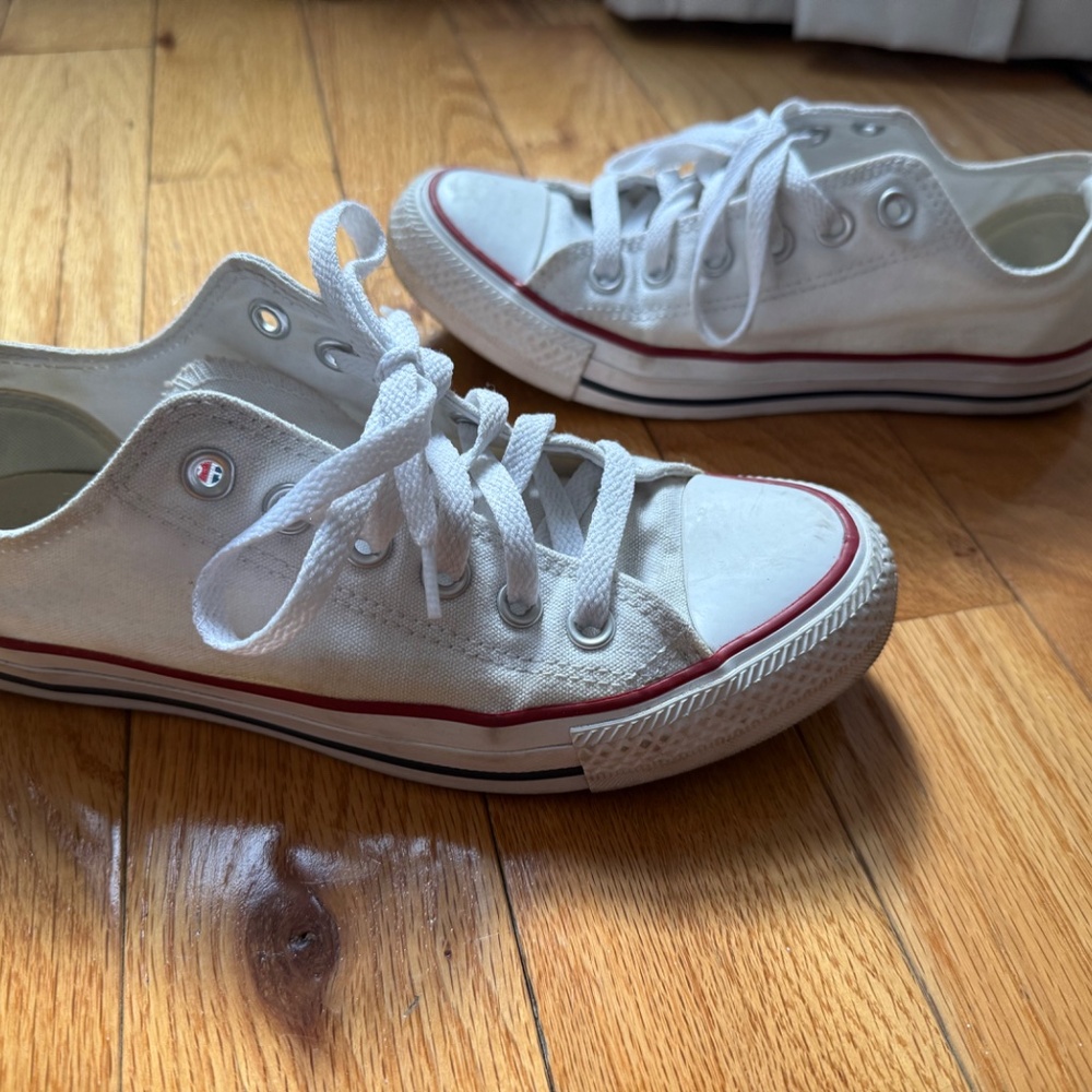 White Converse - Picture 2 of 5